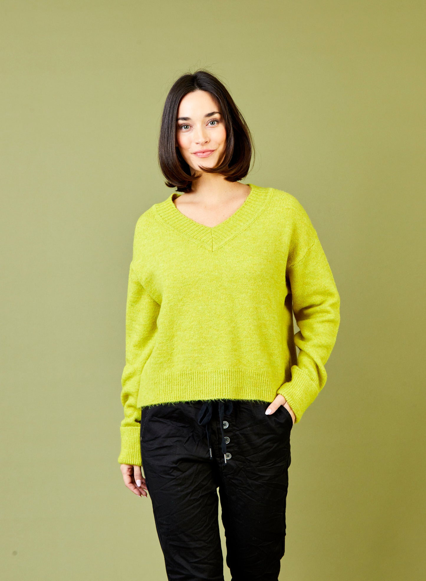 Suzy D - Wynnie V-Neck