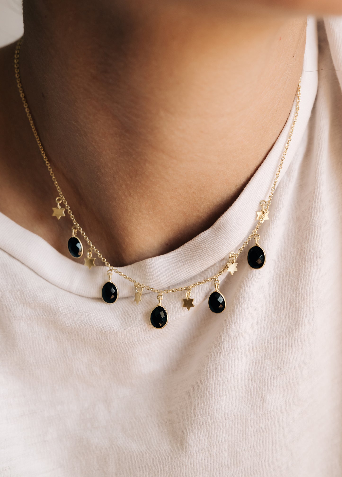 Stars Necklace - Black Onix