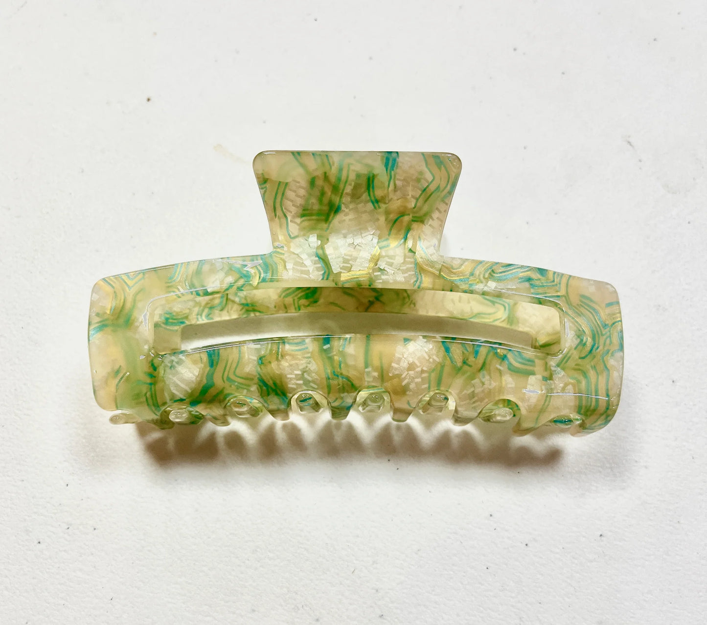 Jumbo Cutout French Jaw