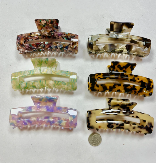 Jumbo Cutout French Jaw