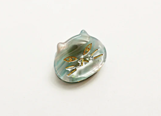 Small Cat Jaws
