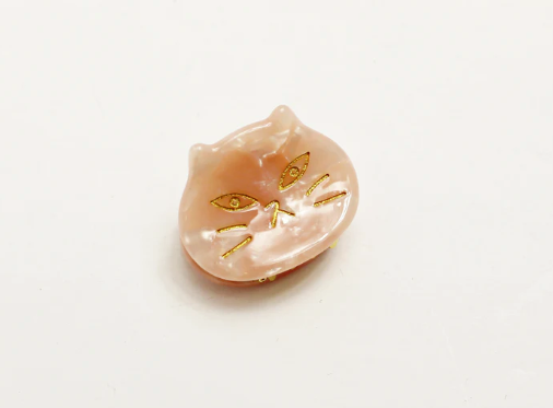 Small Cat Jaws