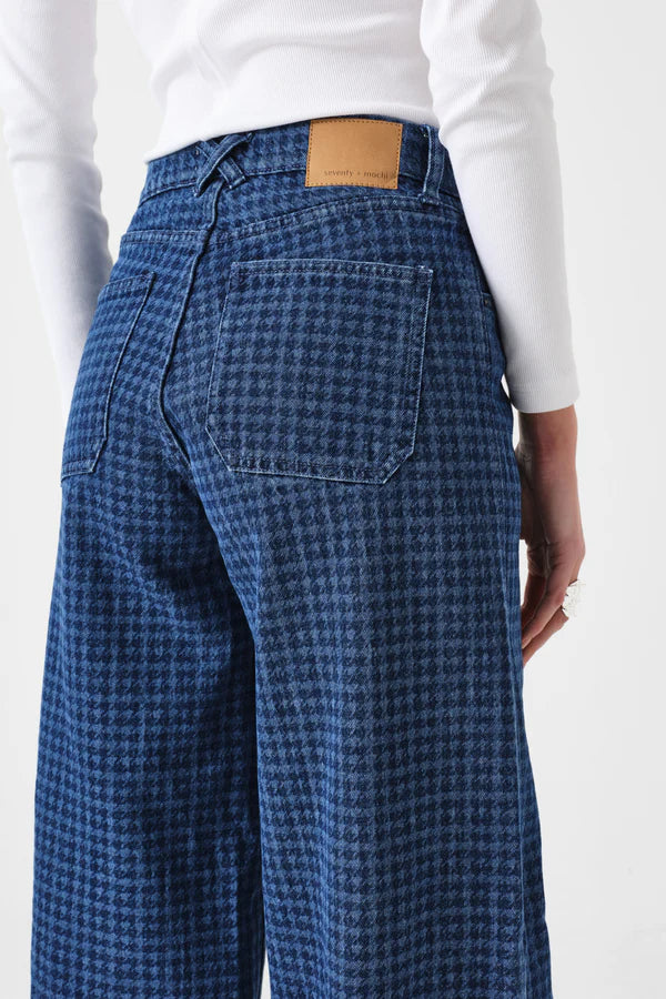 Bay Jean in Houndstooth Idaho