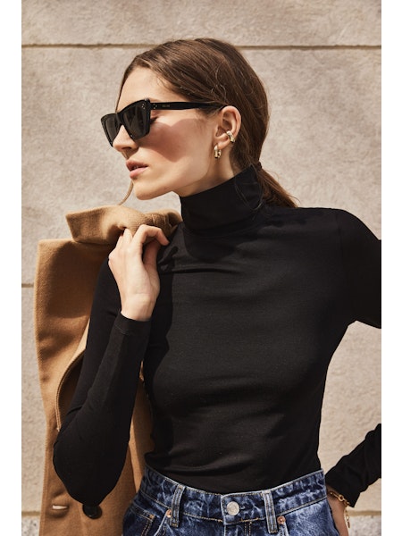 SoldoutNYC - The Turtleneck