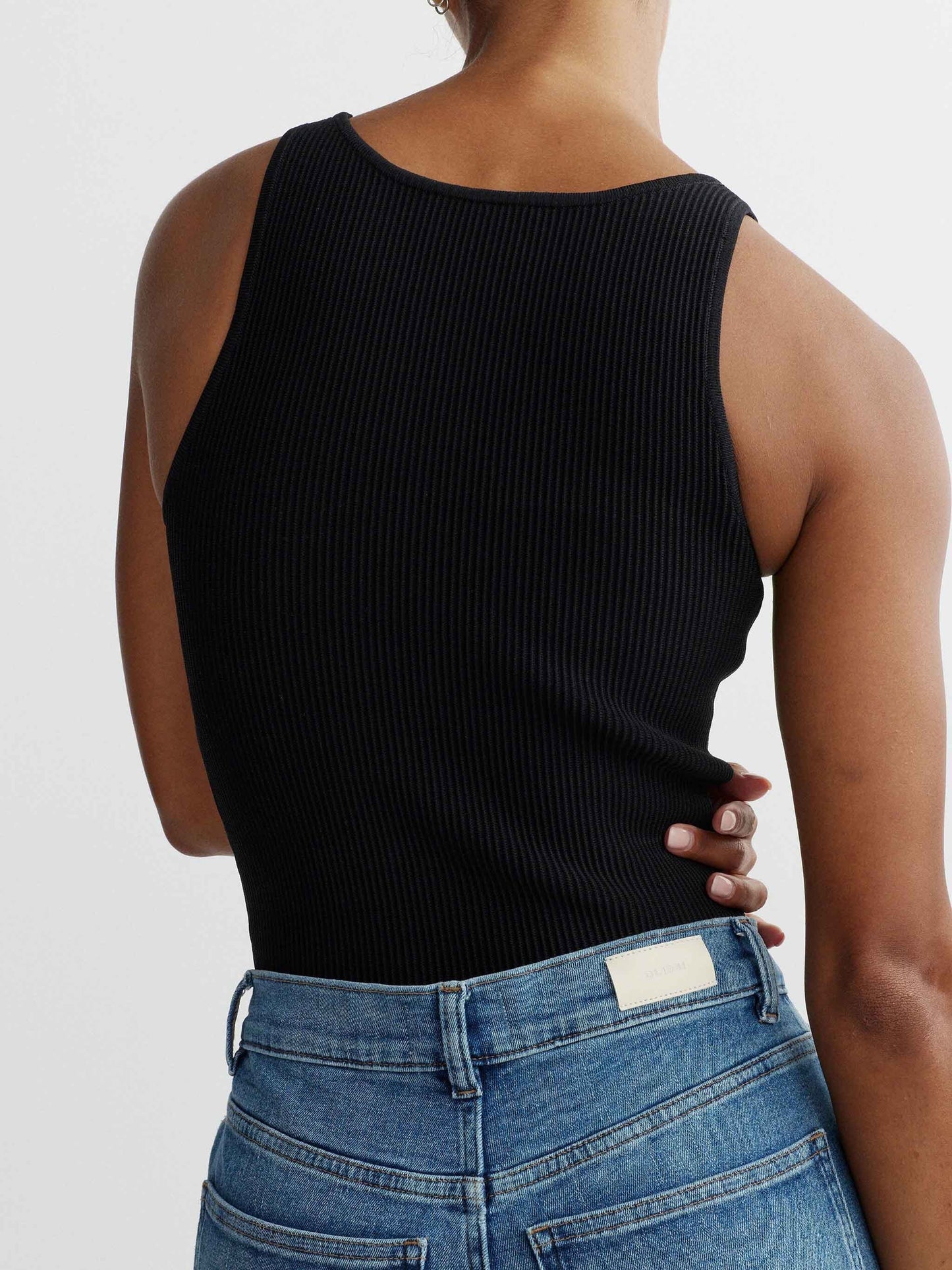 DL1961 - Scoop Neck Tank in Black