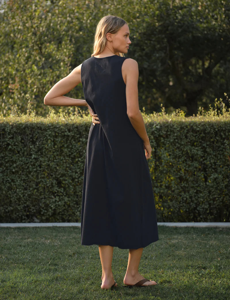 Frank & Eileen - Dylan Scoop Neck Maxi Dress
