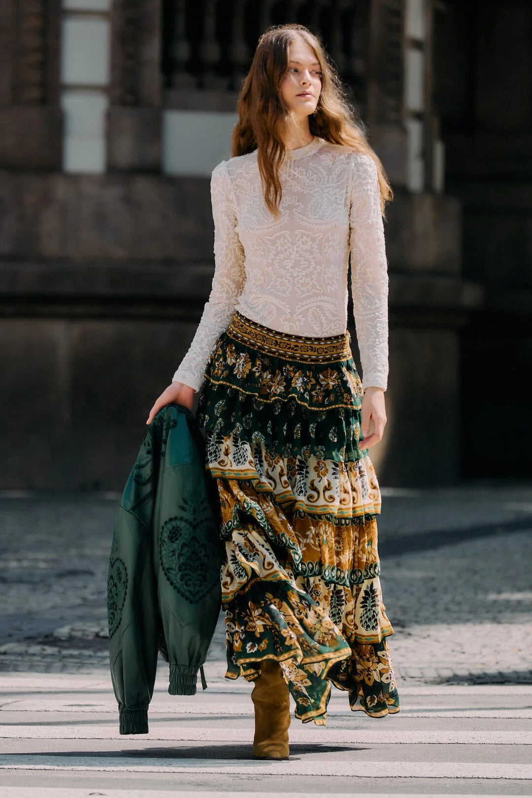 Farm Rio - Embroidered Crew