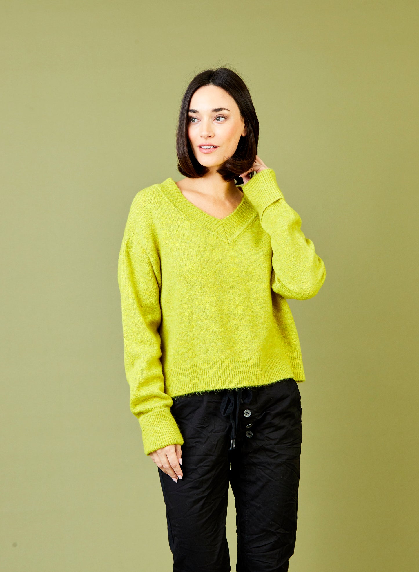Suzy D - Wynnie V-Neck