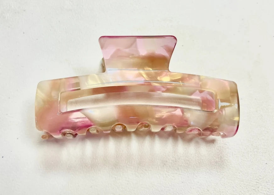 Jumbo Cutout French Jaw