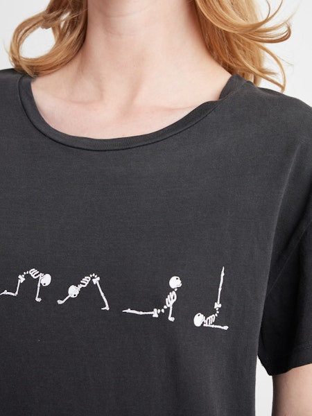 Cherie T-Shirt - Skeleton Yoga