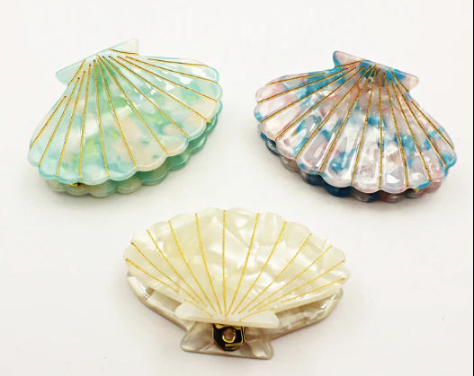 Large Shell Jaws