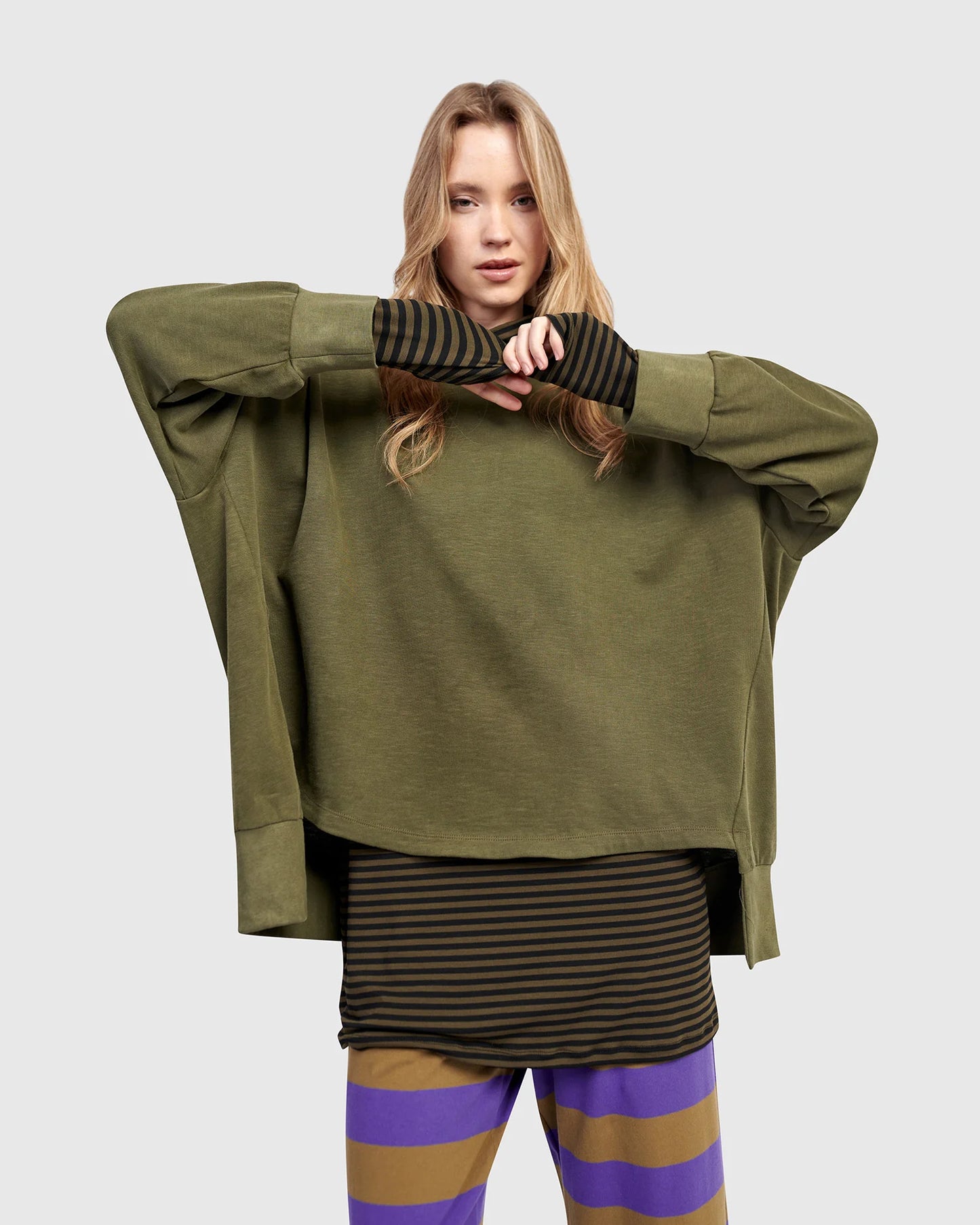Alembika - Urban Kasbah Crewneck