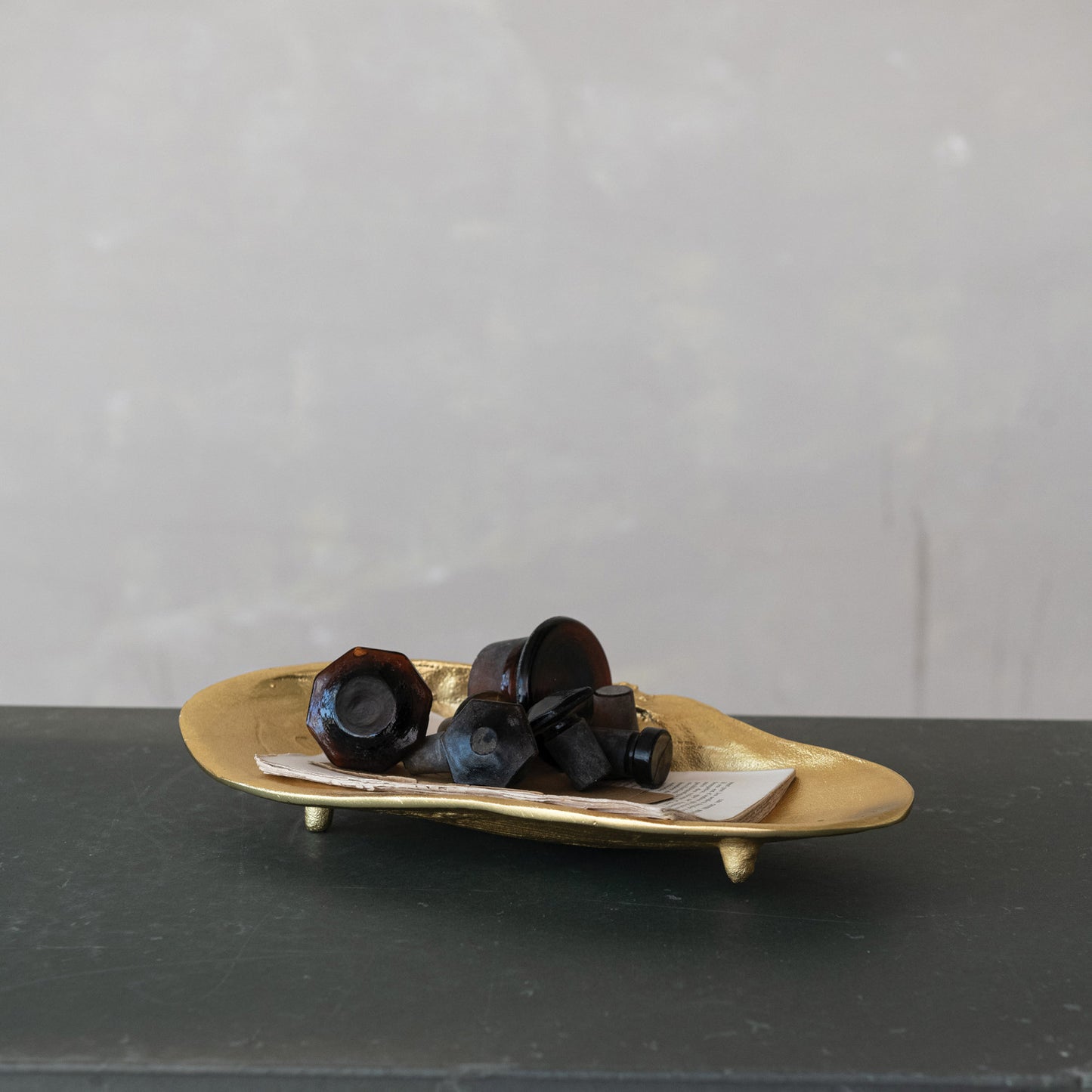 Footed Shell Tray