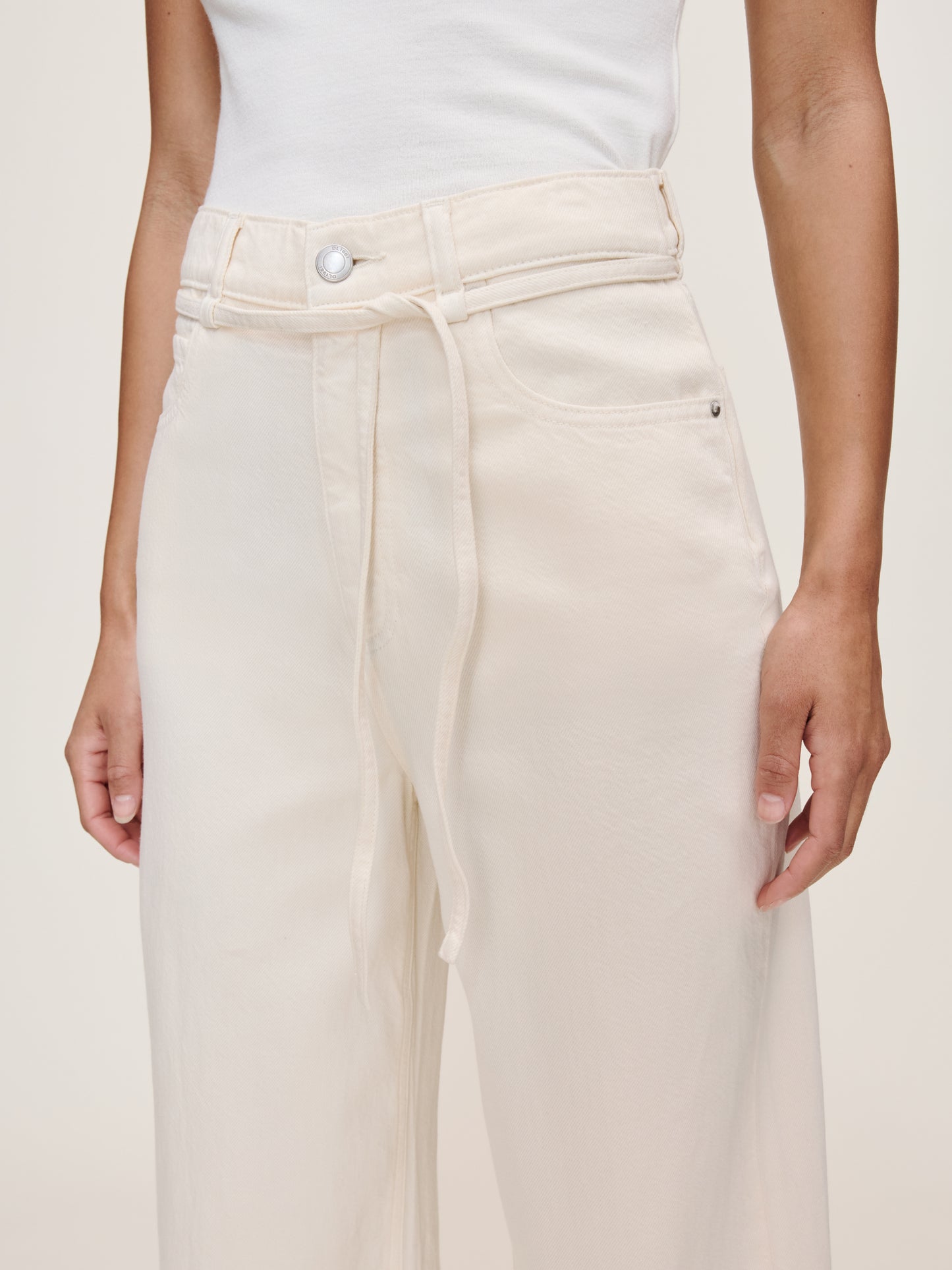 DL1961- Casie Relaxed Wide Leg